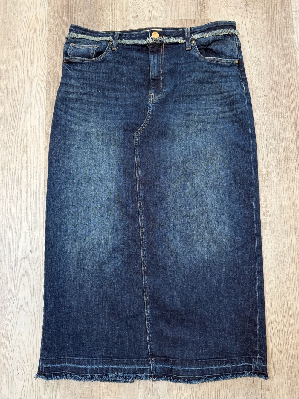 Kut From The Kloth Kelly Denim Maxi Skirt Dark Wash Raw Hem High-Rise Size 14
